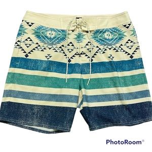 American Eagle Outfitters Boardshorts NWOT Tribal Pattern Medium
